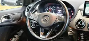 Mercedes-Benz B 180 Bild 12