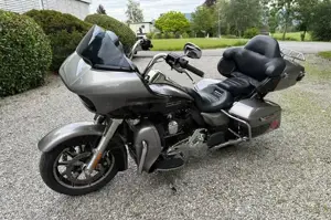 Harley Davidson Road Glide Ultra 103 CUI Bild 5