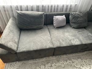Neuwertige gemütliche Couch  Bild 4