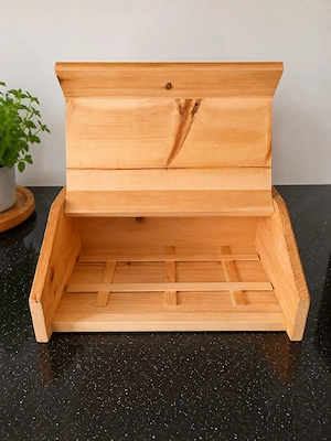 Brotbox aus Zirbe  Bild 2