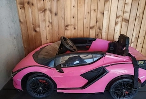wie neu! Neupreis über 220 euro oder mehr. als Geschenk bekommen, kaum verwendet. Mit Fernbedienung. Bild 2