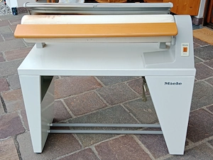 Bügelmaschine Miele 850 Bild 2