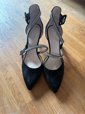 Zwei Schuhe Bild 2