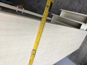 Glasvitrine aus hellem Holz   Glas  Bild 7