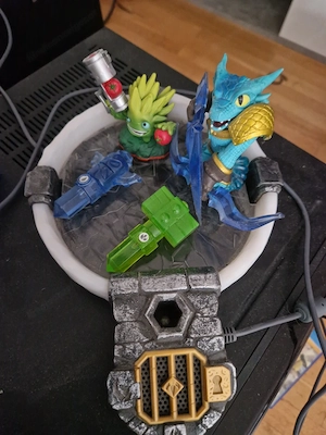 Skylanders Trap Team ps4 Starter set +spiel Bild 2