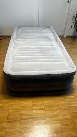     INTEX Deluxe Luftbett 