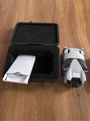 DJI Mini 3 inkl. DJI RC Controller (Display) + Koffer | Top Zustand Bild 3