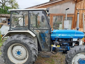 Traktor Ford 4110 allrad Bild 2