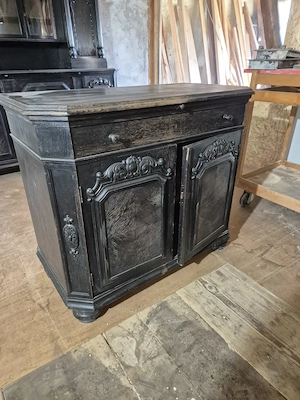Rustikaler Wohnzimmerschrank + Anrichte Bild 3