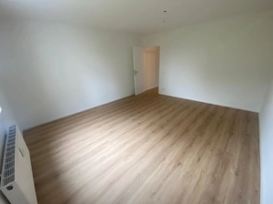 NEUWERTIG: Hochwertiger Klick-Vinyl "Oak Loft" (ca. 90m )   Erst 3 Monate alt! Bild 3