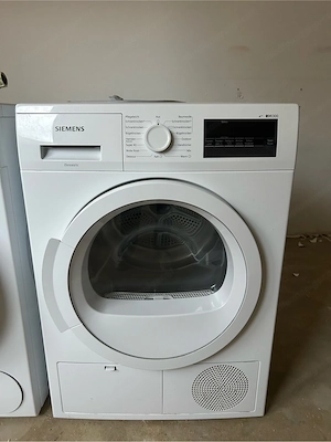 Siemens Wärmepumpentrockner WT45H2EM 04