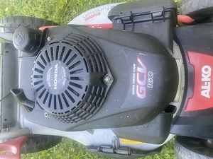 Rasenmäher mit Antrieb Bild 3