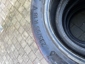 Continental Sommerreifen 235 55 R18 V Bild 4