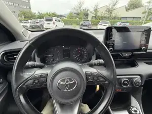 Toyota Yaris Bild 8