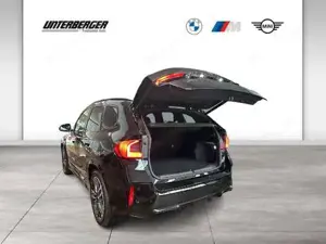 BMW X1 xDrive23i U11 B48 M Sportpaket DAB LED Shz Bild 12