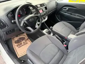 Kia Rio Bild 14
