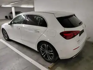 Mercedes Benz A 180 weiss