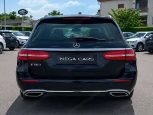 Mercedes-Benz E 200 Bild 3