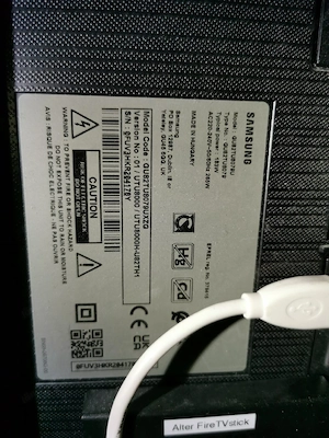 Samsung 82 Zoll 4K Smart-TV (Modell: GU82TU8079)   Top Zustand Bild 4