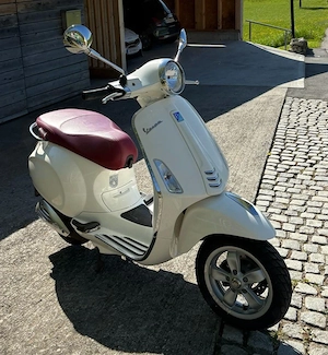 Vespa Primavera Bild 2