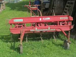 Pöttinger-Heuraupe MBR 150 Bild 2