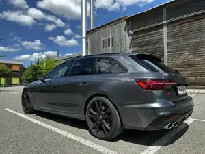 Audi S4 Bild 2