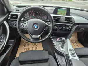 BMW 320 Bild 16