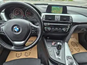 BMW 320 Bild 17