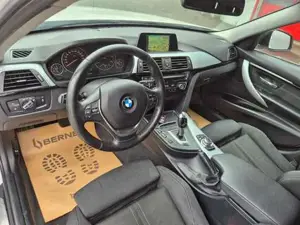 BMW 320 Bild 13