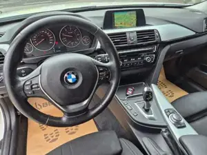 BMW 320 Bild 14