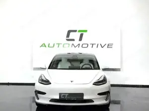 Tesla Model Bild 2