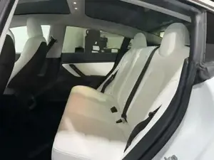 Tesla Model Bild 11