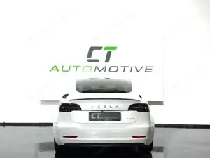 Tesla Model Bild 4