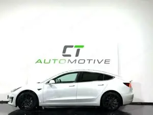 Tesla Model Bild 3