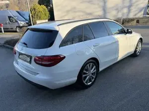 Mercedes Benz C 180 d T Avantgarde aus zweiter Hand 2015  Bild 3