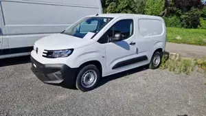 Peugeot Partner Tepee Bild 2