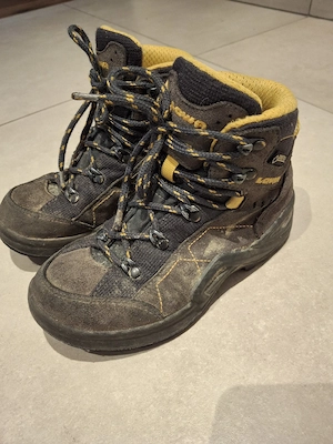Lowa Wanderschuh Gr. 32