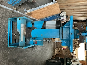 Verkaufe Holzspalter Bild 4