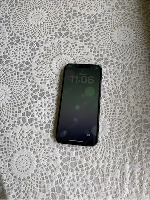 iPhone 13   88 % Batteriezustand   Guter Zustand Bild 2