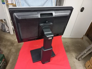 Bildschirm Monitor Display HP LP2465 - 24 Zoll PC Zubehör Bild 6