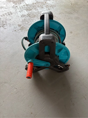 Gardena Schlauchwagen inkl. 5 m Schlauch   guter Zustand Bild 2