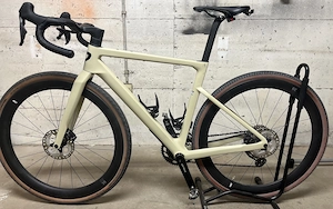 Gravelbike Rose Backroad FF GRX825 Di2 Bild 2