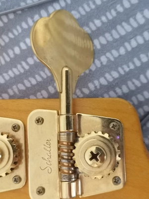 Jazzbass - goldfarbig Bild 5
