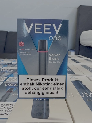 IQOS ILUMA i one  Kit & Veev one Vape Kit Bild 5