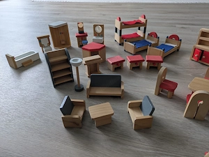 Puppenhaus Holz mit Zubehör  Bild 5