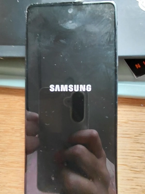Samsung A51, sehr gut erhalten   KEINE KRATZER Bild 3