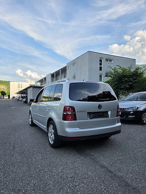 vw Touran  Bild 3