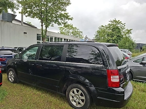 Chrysler Grand Voyager 2.8 CRD Automatik Bild 3