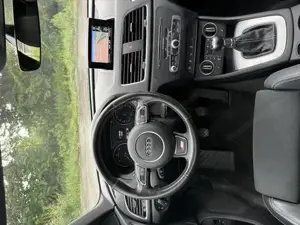 Audi Q3 2.0 TDI quattro S-line  Bild 9