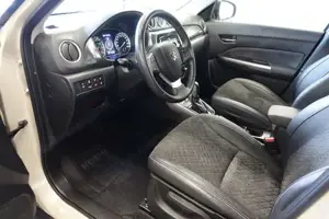Suzuki Vitara Bild 10